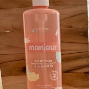 Eau Nettoyante